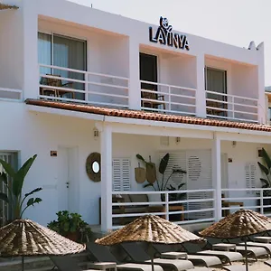 Lavinya Hotel